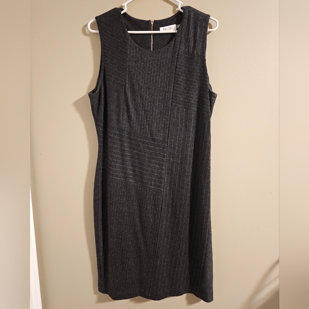 Elegant Gray Sleeveless Dress